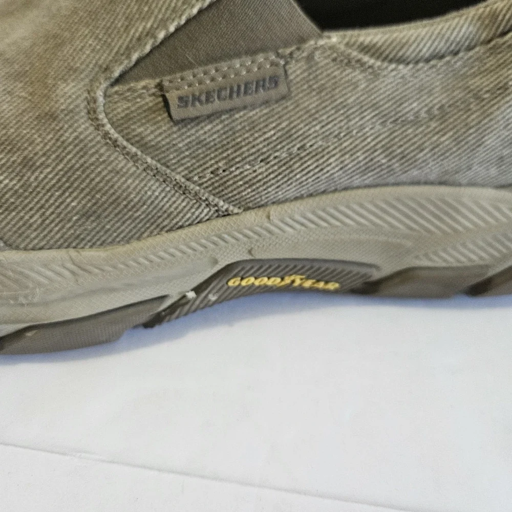 Skechers Men Relaxed Fit Air Cooled Memory Foam Tan Sz 13 Walking Comfort Shoe
